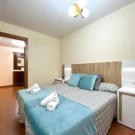 公寓 Vut San Marcos 6 *